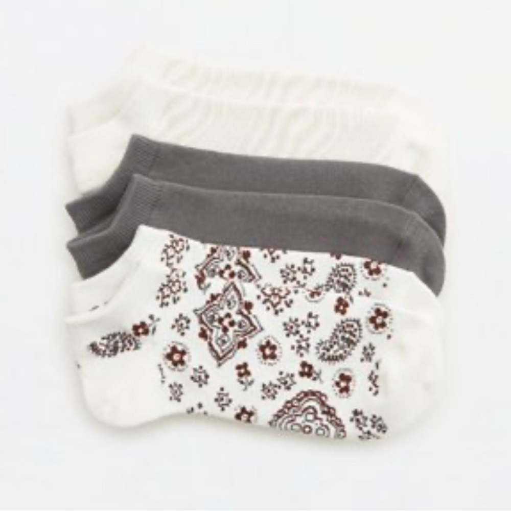Aerie one size 3pack Patterned and Solid Ankle Socks Set - Picture 1 of 3